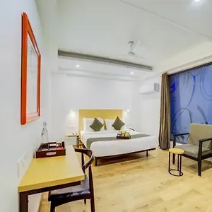 Hotel Arena Residency, Gurgaon