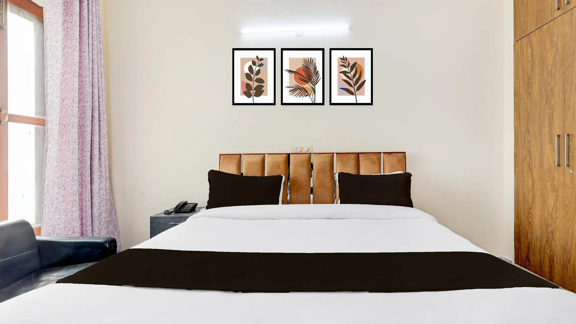 Hotel O Lotus Stay Gurgaon 0*,  India