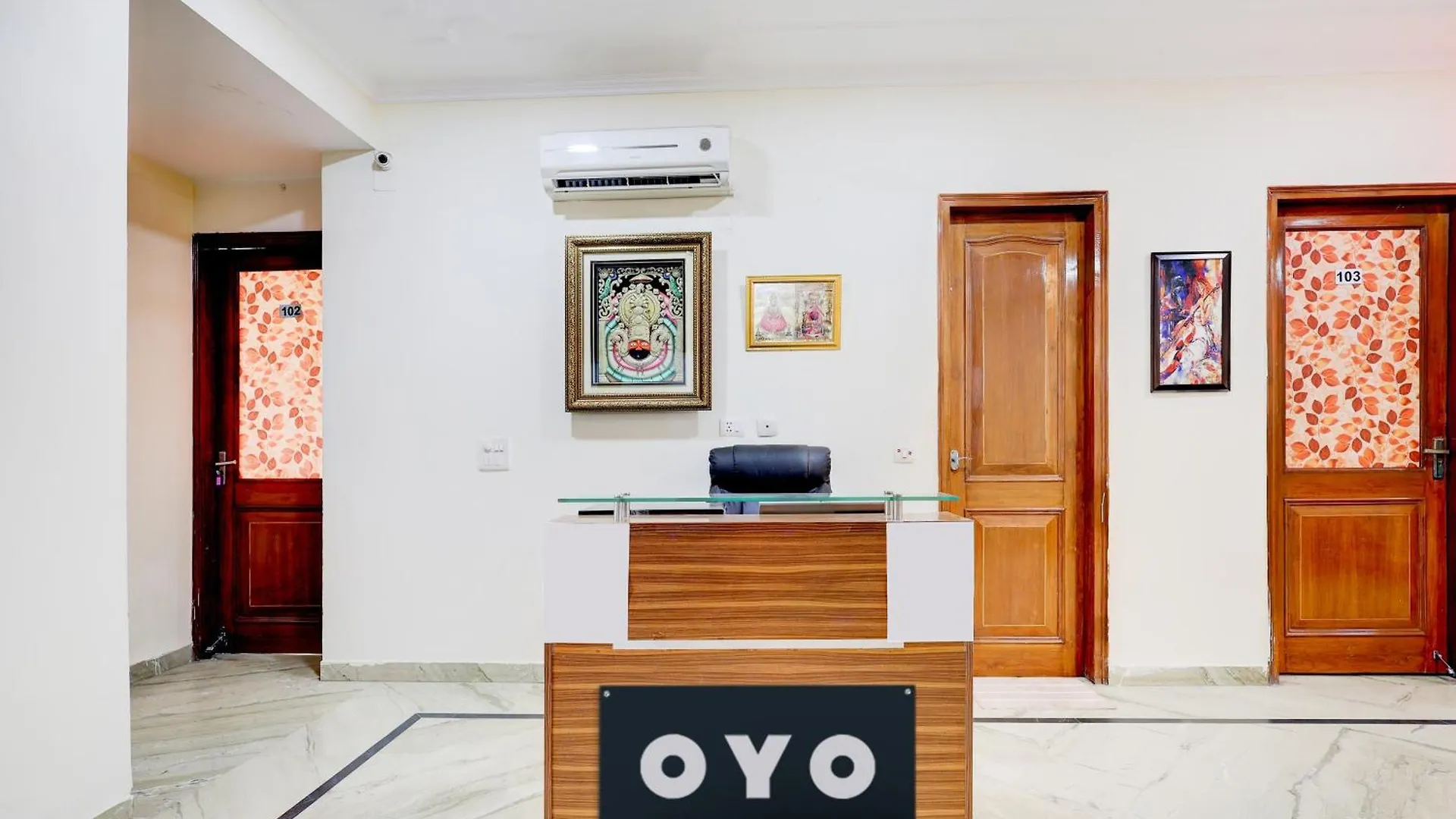 Hotel O Lotus Stay Gurgaon